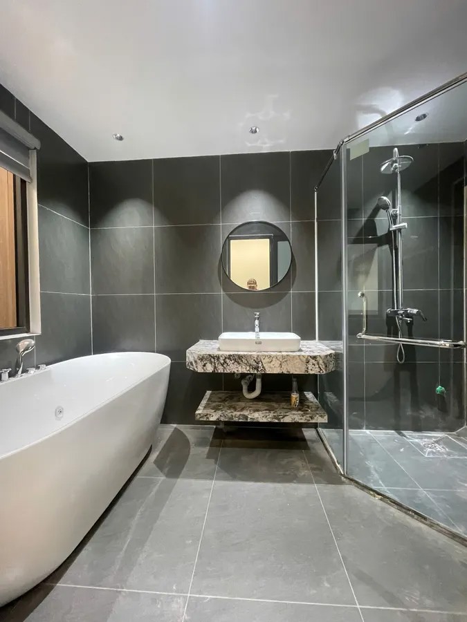 NHÀ MỚI MẶT PHỐ Nguyễn Thời Trung 50m2 X 6 Tầng17.3 tỷ Long Biên Hà Nội