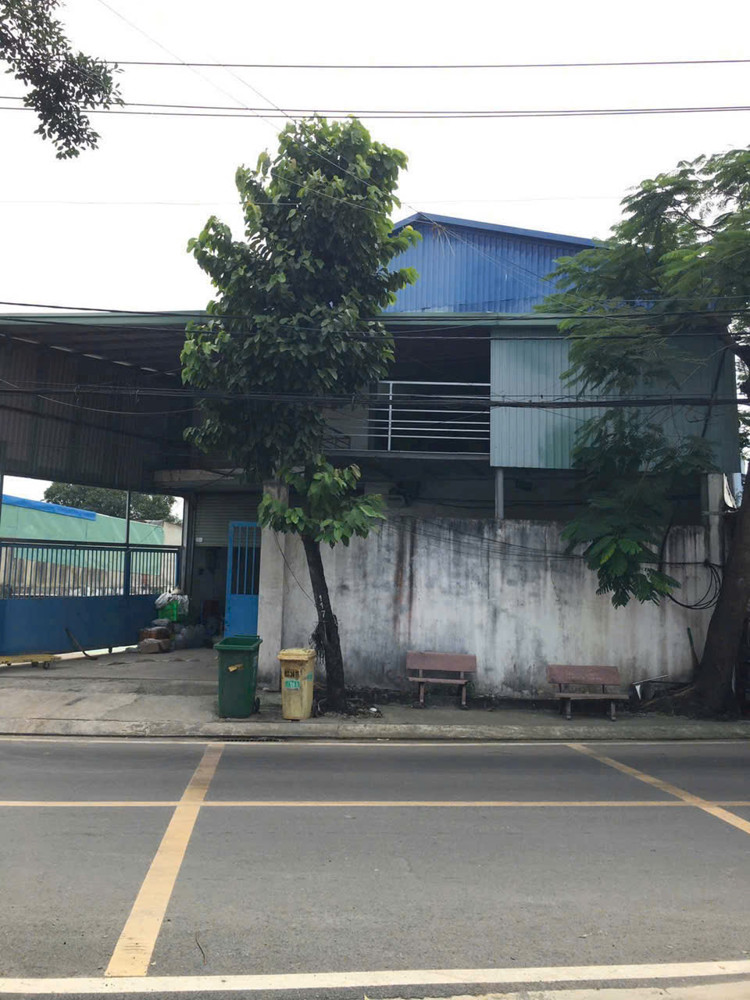 NHÀ XƯỞNG (13.5x40) MẶT TIỀN ĐƯỜNG CONTER DƯƠNG CÔNG KHI – HÓC MÔN