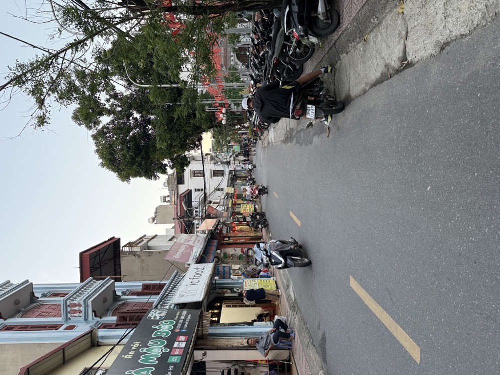 Bán đất Việt Hưng, mặt phố kinh doanh 66m vuông vắn, giá chỉ 14 tỷ còn tl. LH 0936123469