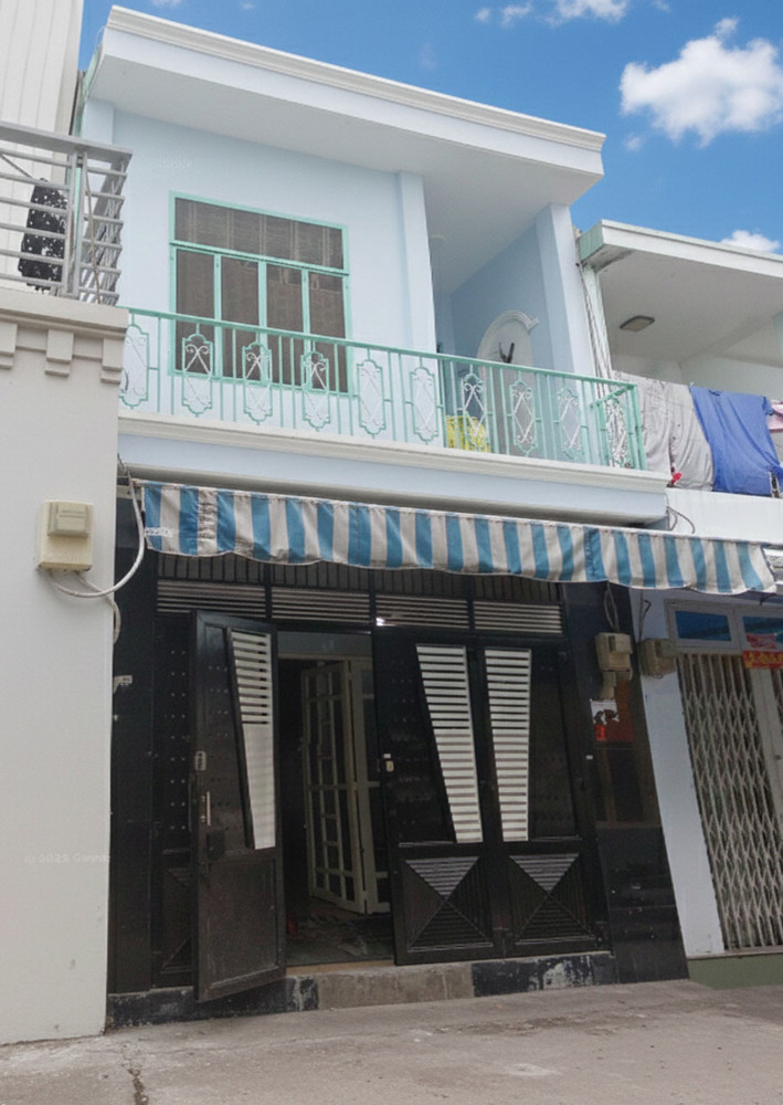 L1615 ⭐⭐ Sát Trần Văn Quang Âu Cơ, Shr, Nở Hậu, 2 Tầng, 4.4X11m, 5.X Tỷ