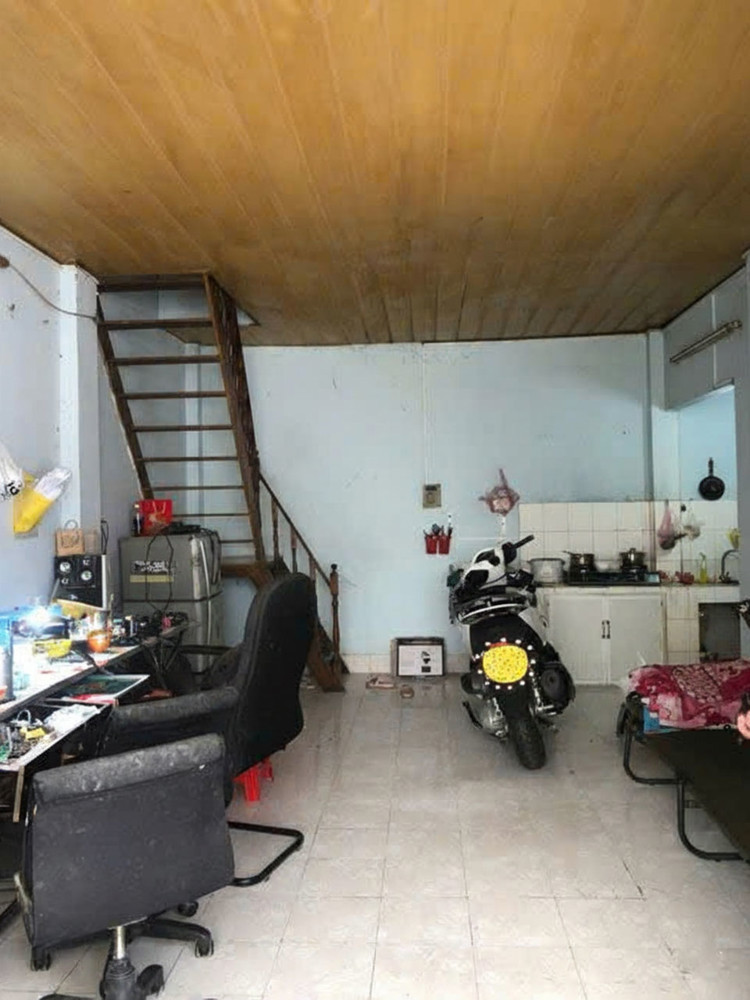 L1616 ⭐️⭐️ Giảm 900tr! sát Trần Văn Quang Lạc Long Quân, SHR, Lô góc, 2 tầng, 4.2x7.5m, 3.x tỷ