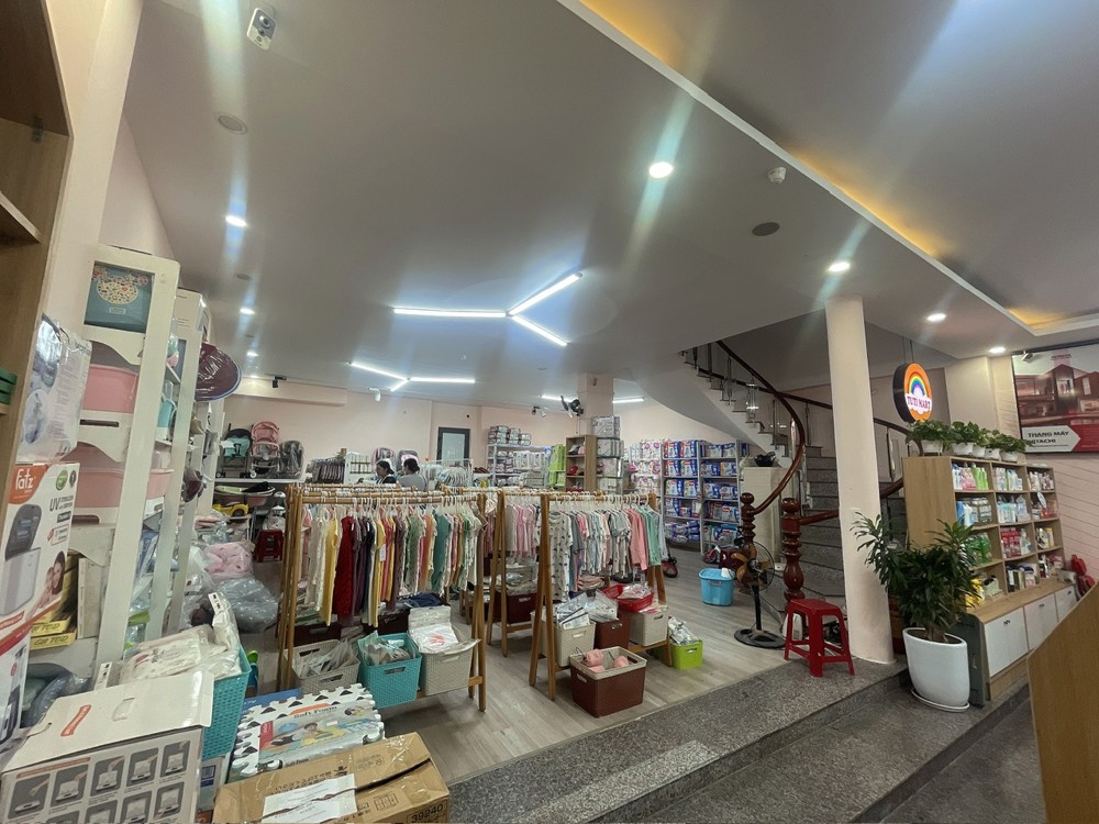 Nhà cho thuê Đỗ Bá Đà Nẵng căn góc lô đôi 2 tầng diện tích 180m² gần biển