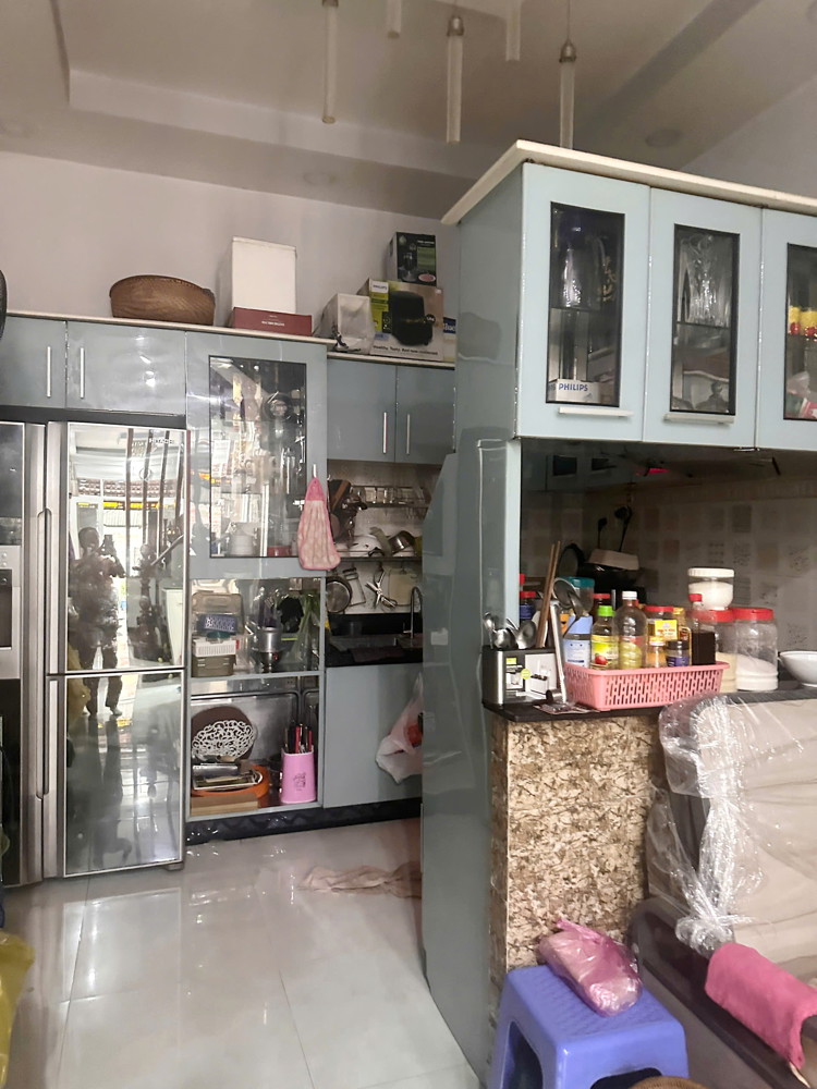 Nhà đường 8m oto qua lại Hưng Phú P9Q8