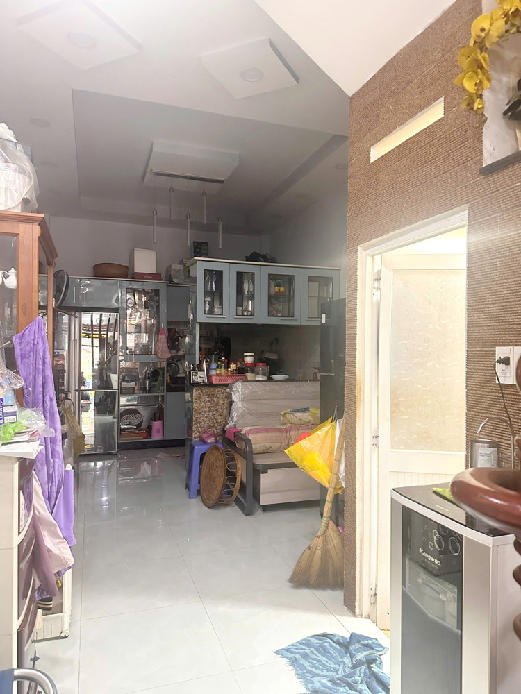 Nhà đường 8m oto qua lại Hưng Phú P9Q8