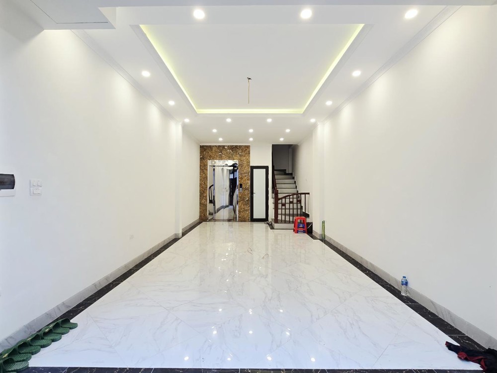 Bán nhà thạch bàn, 45m x 6T gara thang máy kinh doanh nhỏ, giá chỉ nhỉnh 11 tỷ còn tl. LH 0936123469