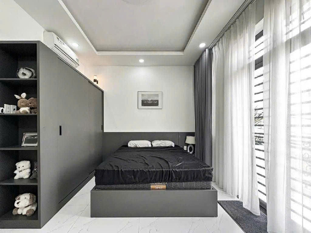 NHÀ ĐẸP -NỘI THẤT ĐẸP - VỊ TRÍ ĐẸP - HẺM OTO NGAY TRUNG TÂM QUẬN 9 - LÃ XUÂN OAI- TĂNG NHƠN PHÚ A