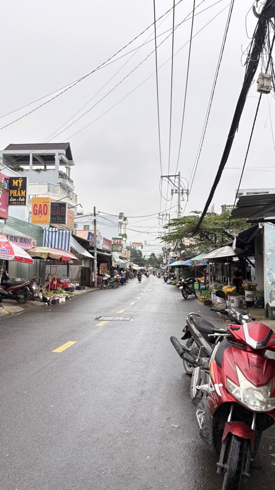 Bán nhà  Nguyễn Thị Búp PTCH , Q.12. DT 70m2, 3 tầng, 4PN,nhỉnh 5 tỷ