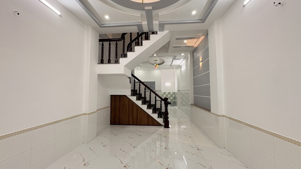 Bán nhà  Nguyễn Thị Búp PTCH , Q.12. DT 70m2, 3 tầng, 4PN,nhỉnh 5 tỷ