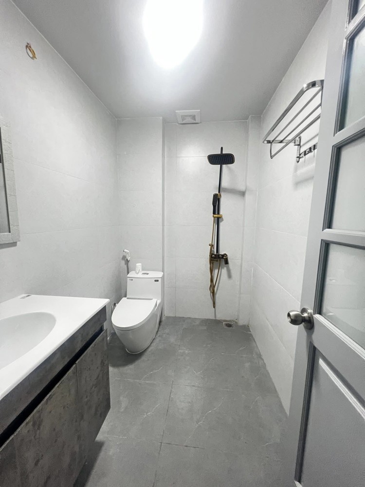 Bán nhà Trường Chinh/Đống Đa-60m*6tầng*5.5m mặt tiền, Thang máy-Lô góc- Giá 22,3 tỷ