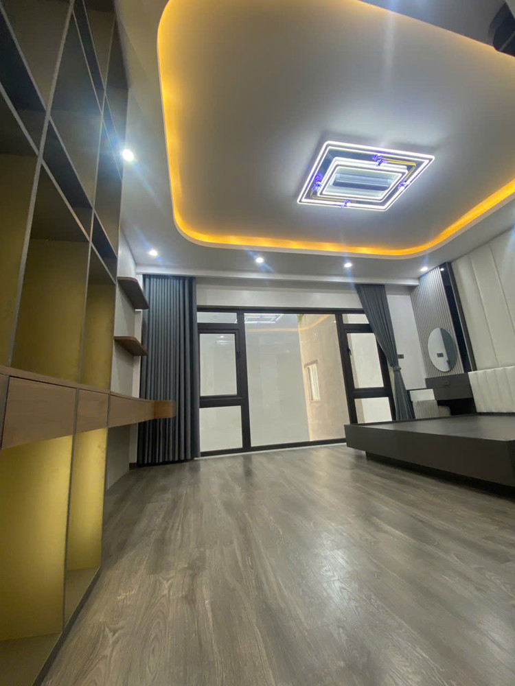 Bán nhà Nguyễn Văn Cừ – Ngọc Lâm – Long Biên