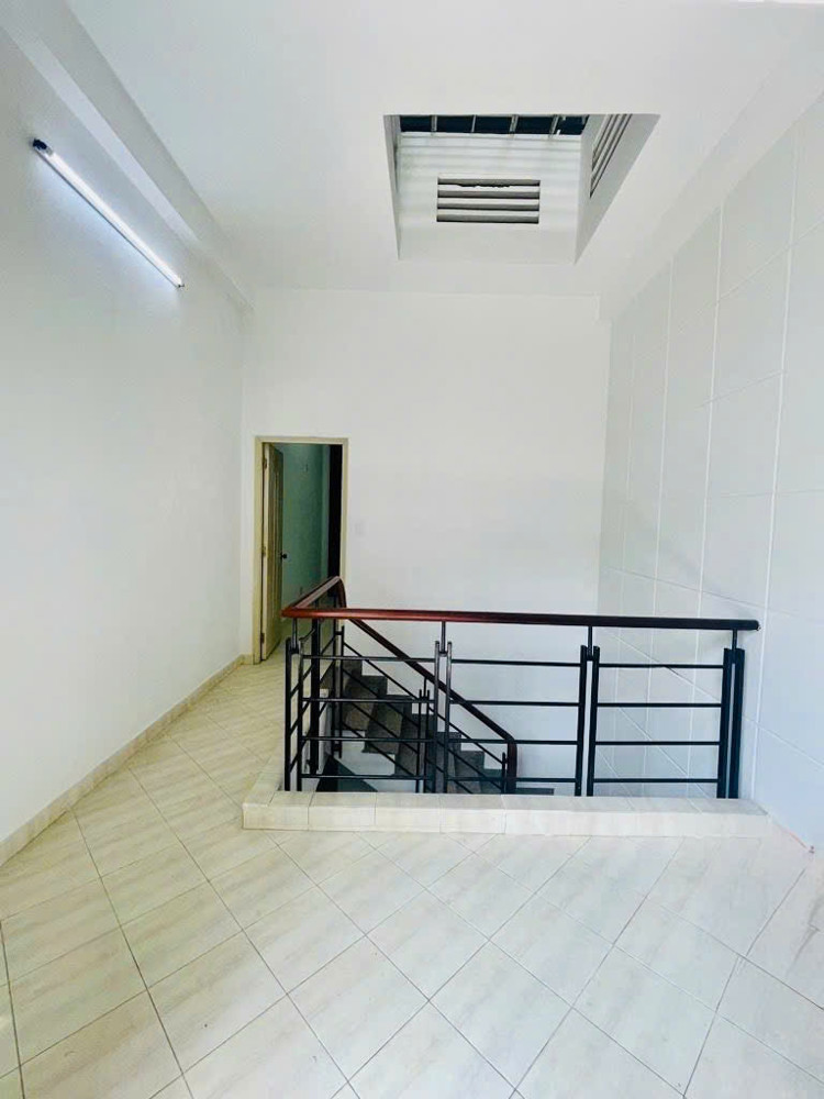 TÂN BÌNH – NHÀ ĐẸP LÊ VĂN HUÂN – GẦN GA T3 – 3 TẦNG – DTSD 115.7M² – GIÁ MỀM 7.92 TỶ