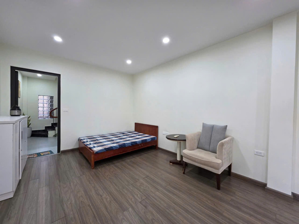 NHÀ ĐẸP ĐÓN TẾT - SẴN VỀ Ở - PHÂN KHÚC HÓT TẠI KHU VỰC - HƠN PHÚT RA HỒ TÂY- Lạc Long Quân 36 m, 5