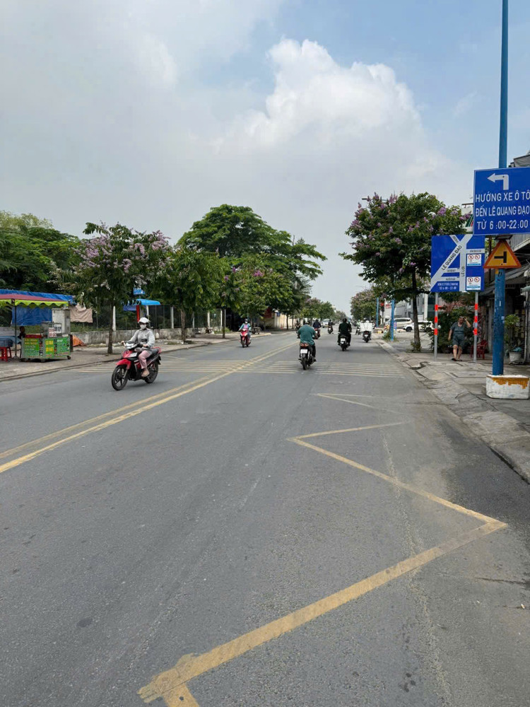 SIÊU PHẨM NHÀ (6.11X30) 2MT 1/ LÝ THƯỜNG KIỆT- THỊ TRẤN HÓC MÔN – HÀNG HIẾM