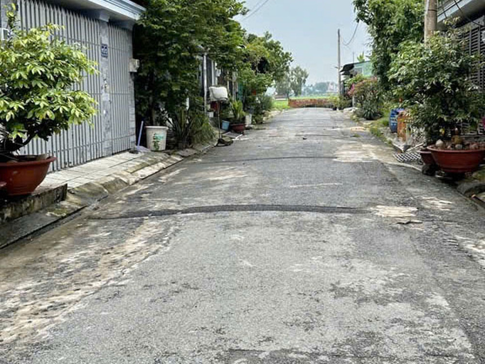 L1621 ⭐️ sát Chợ Xuân Thới Thượng, SHR, Vuông, HXT, 3.x tỷ