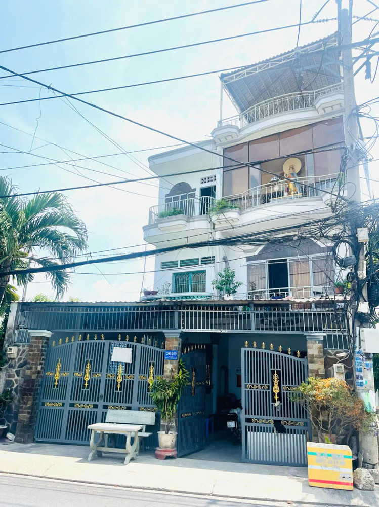 BÁN NHÀ MẶT TIỀN HUỲNH THỊ NA – HÓC MÔN  11 PHÒNG – KINH DOANH MINI CỰC ĐỈNH!