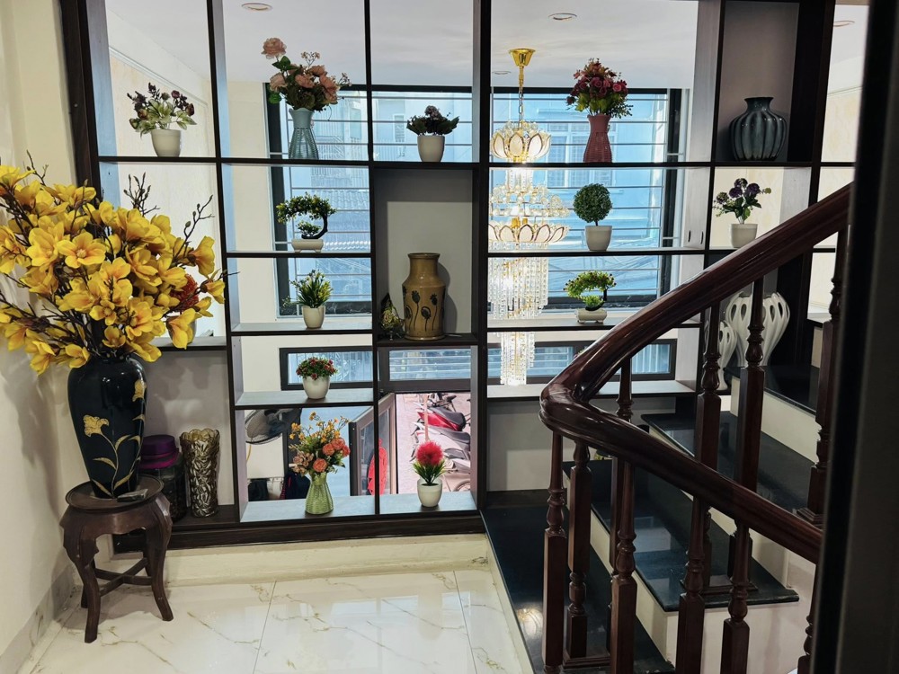 Bán nhà Phố Vũ Tông Phan-38m*5tầng*4m mặt tiền; gần phố, trường, chợ- Giá 10,3 tỷ