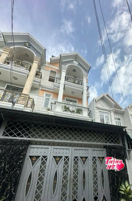 Bán Nhà 5 Tầng  - GẦN MẶT TIỀN - HÀ HUY GIÁP - THẠNH LỘC - Q12  NGANG 5M - OTO VÀO NHÀ - 81 m2 