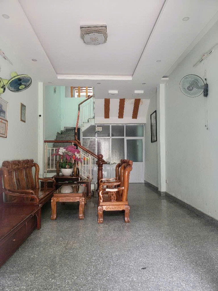 BÁN NHÀ 3 TẦNG,2 mặt tiền hẻm lớn, gần công viên, khu VIP nhất Thạnh Lộc, chỉ hơn 6 đồng