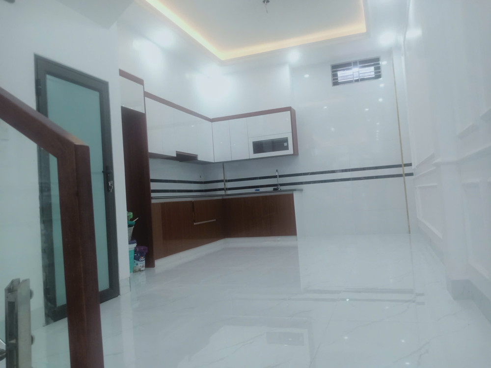 Bán Nhà 4 Tầng Độc Lập - Ô Tô Đỗ Cửa - Trung Tâm Đà Nẵng, Ngô Quyền, Hải Phòng. Dt 60m2 Hướng nam