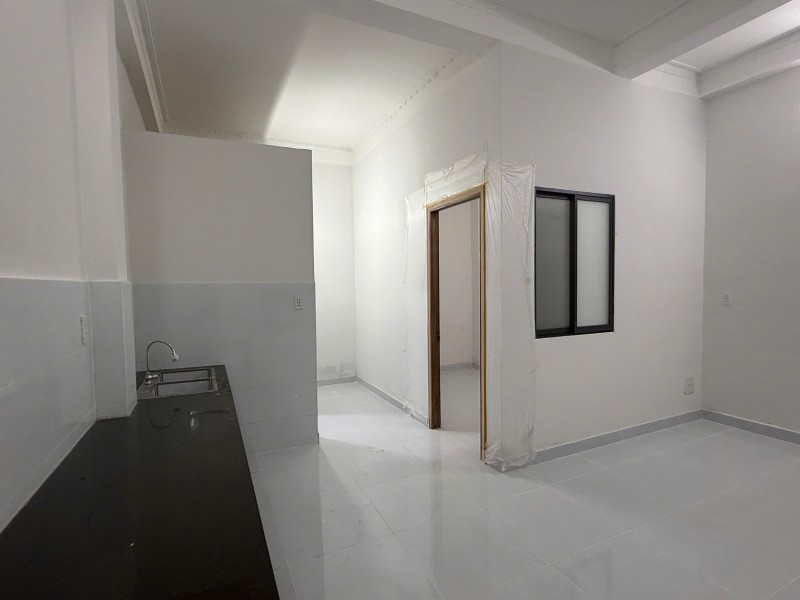 Bán nhà đường Man Thiện, Hiệp Phú, Q9, TP HCM. DT 93m2, 2 tầng, 4PN. Sổ hồng chính chủ. Giá 9.1 tỷ