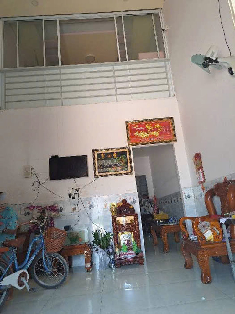 L1628 ⭐️⭐️ sát cầu Sông Chùa BT, SHR, Vuông, HXT, 2 tầng, 4x16m, 3.x tỷ