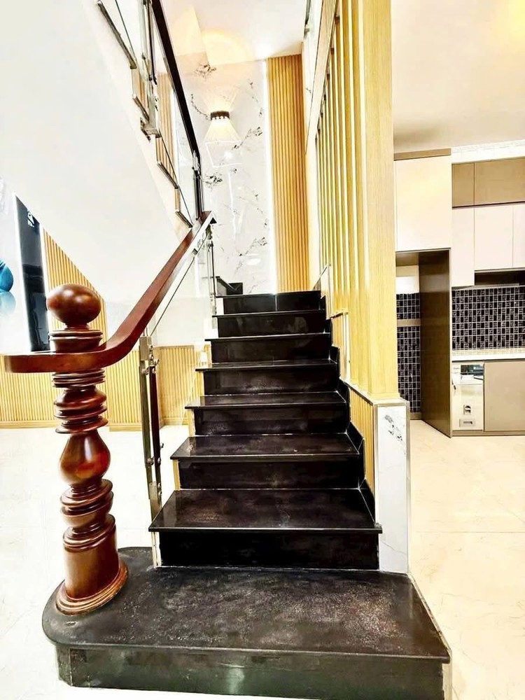 NHÀ 4 TẦNG SANG TRỌNG FULL NỘI THẤT 54M2, HẺM XE HƠI THÔNG TRẦN THỊ NĂM, TÂN CHÁNH HIỆP, QUẬN 12