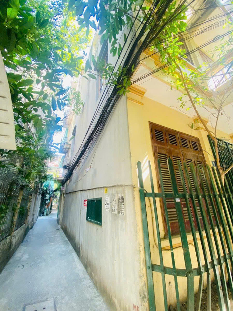 BÁN CĂN 65M-3 TẦNG HƠN 22 TỶ Ở TRUNG TÂM - LÔ GÓC - NGÕ NÔNG - GẦN PHỐ - CỰC THOÁNG - KINH DOANH