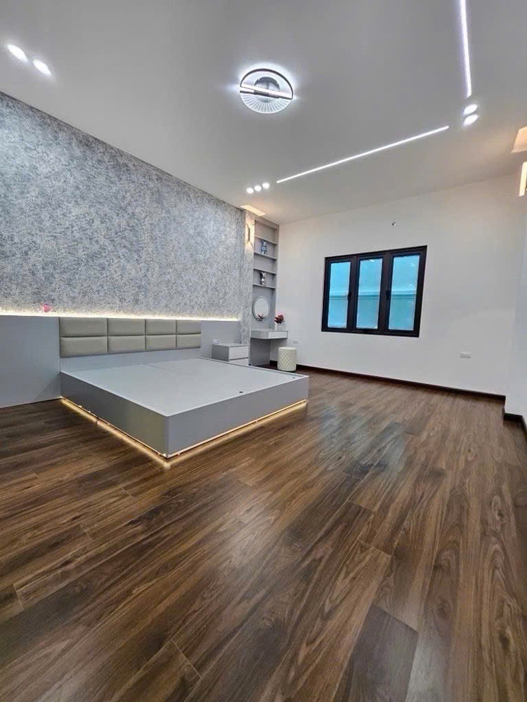 BÁN NHÀ BÙI XƯƠNG TRẠCH  - NGÕ THÔNG - Ô TÔ  36M*6 TẦNG * 9.3 TỶ CÓ BỚT