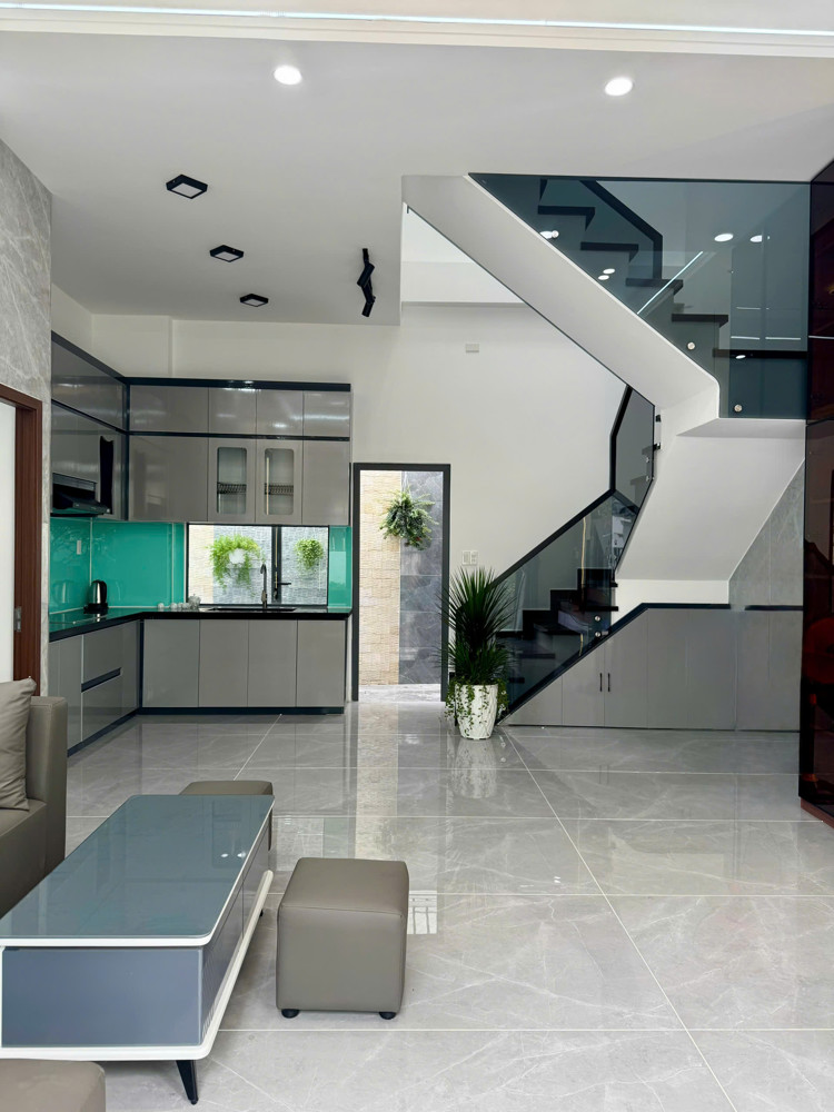 BÁN NHÀ MƠI LÔ GÓC SHR 2 TẦNG 10x14M NGUYỄN THỊ THẢNH THỚI TAM THÔN HÓC MÔN HẺM XE TẢI