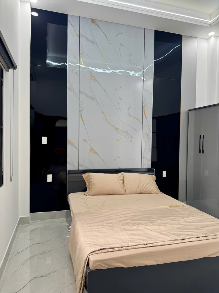 BÁN NHÀ MƠI LÔ GÓC SHR 2 TẦNG 10x14M NGUYỄN THỊ THẢNH THỚI TAM THÔN HÓC MÔN HẺM XE TẢI