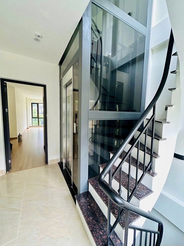 💥GIÁ TỐT💥Mặt phố Trương Công Giai 40m 6T thang máy, KD khủng, 20 tỷ