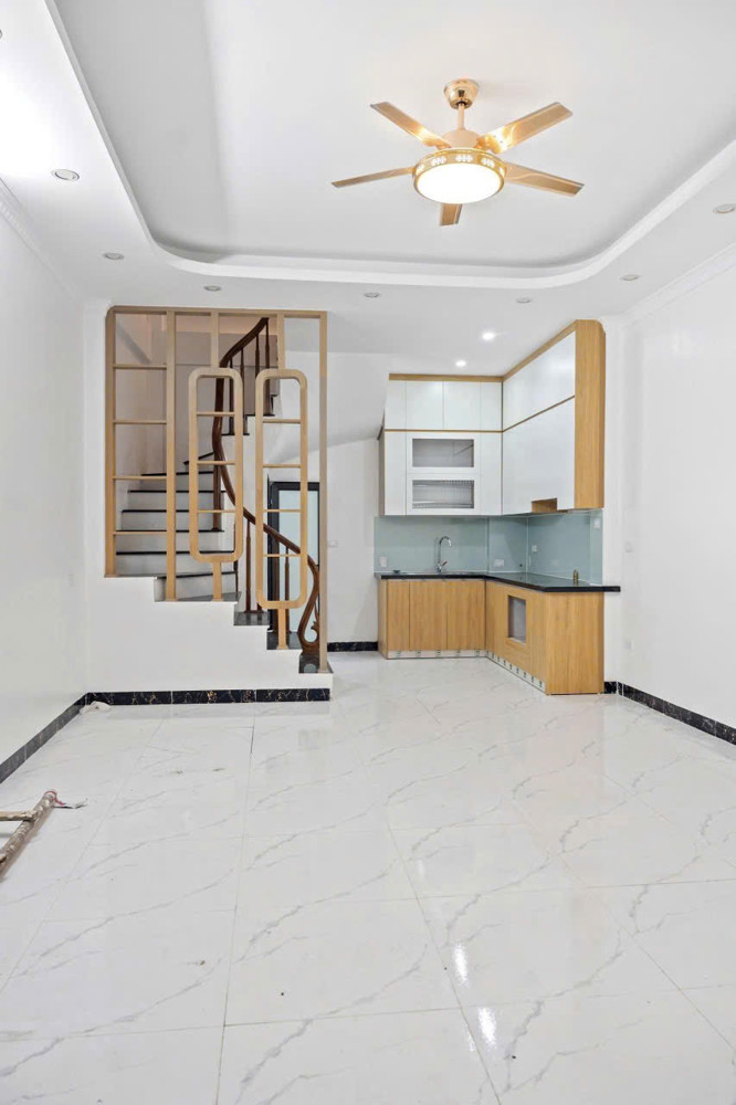 NHÀ ĐẸP HỒNG HÀ - HOÀN KIẾM TRUNG TÂM THỦ ĐÔ, CHỈ HƠN 20M RA MẶT PHỐ BẠCH ĐẰNG- 37m, 5 T, MT 4.3 m,