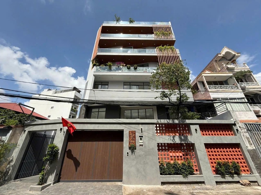 NHÀ CAO 7 TẦNG – GIÁ TỐT  – CHÍNH CHỦ CẦN CHO THUÊ NHANH TẠI 15 Đường Bến Cát, Phường 7, Tân Bình