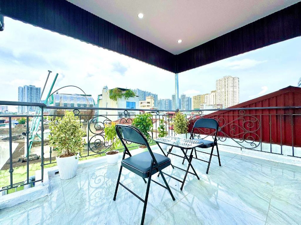 Minh Khai – 35m – 6 Tầng – Full Nội Thất – Giá: 7.5 Tỷ