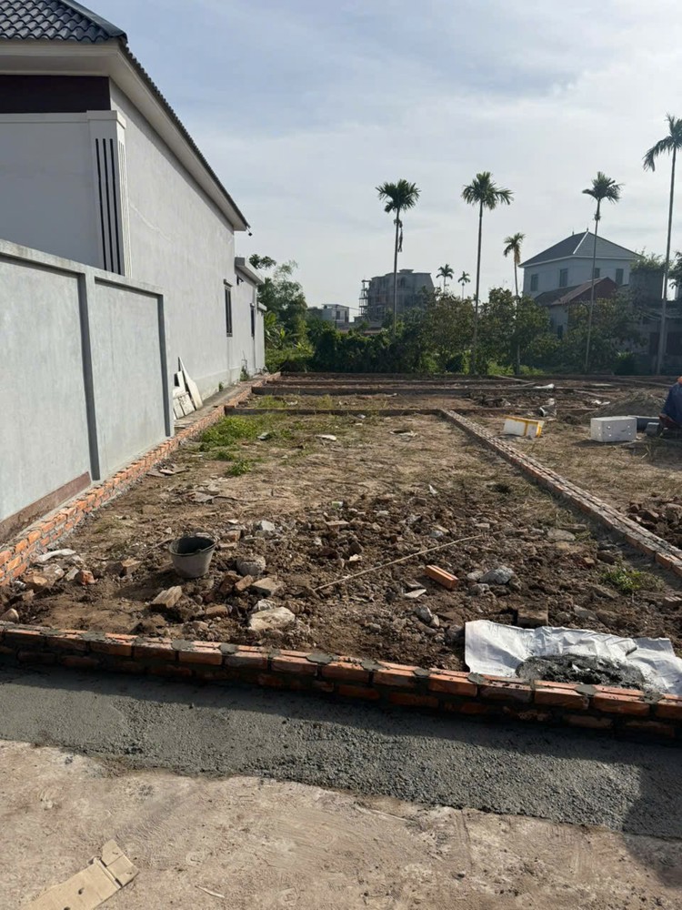 2 lô F0 ngõ 100 Tư Thủy – ngõ 5m, gần 402 – giá hiếm chỉ từ 9xx triệu  ZALO 0567 222 555