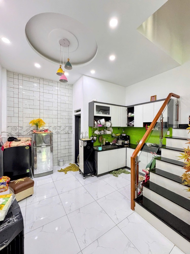 Đ/c : 87/12/1 đường số 3 (Bình Long), BHH A