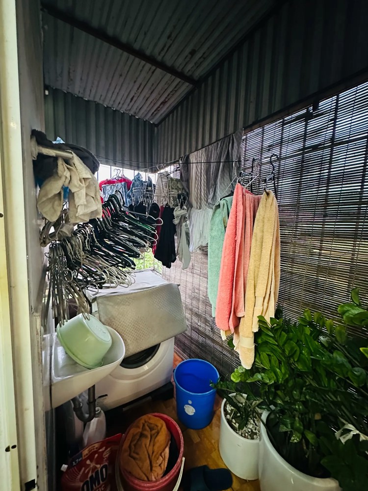 Bán Căn Tập Thể Tây Sơn 42/56m2. tầng 5. giá 4.35 Tỷ Đống Đa Hà