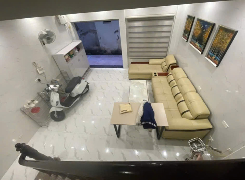 BÁN NHÀ NGUYỄN VĂN HUYÊN, NHÀ ĐẸP Ở NGAY, DÂN TRÍ CAO, NHIỀU TIỆN ÍCH – 5 TẦNG, 9.5 TỶ