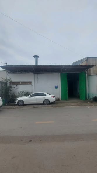 Bán nhà mặt tiền 12x22m giá 16 tỷ Đường Thới An 8