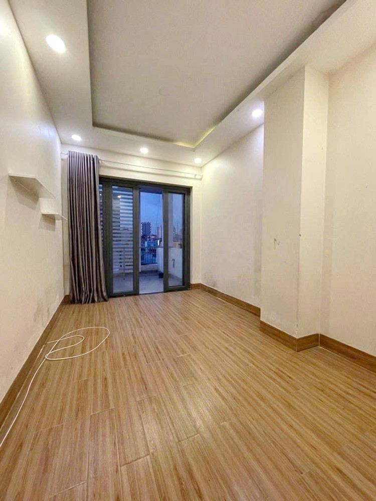 Nhà mặt tiền Hưng Phú P8Q8 chỉ 2p qua Q5, Quận 1