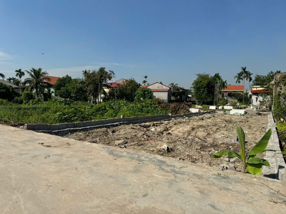 LÔ ĐẸP 105M² – GIÁ HIẾM 1,3XX TỶ – NGÕ Ô TÔ 3,5M QUYẾT TIẾN – ZALO 0567 222 555