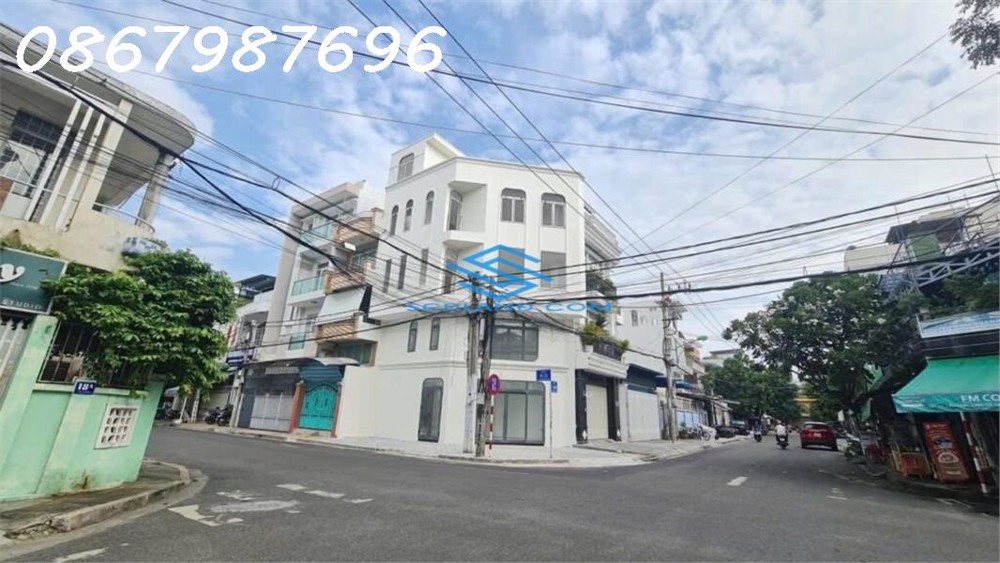 Bán Căn Góc 2 Mặt Tiền Trung Tâm Nha Trang – Nhà 4 Tầng + Tum – Giá 8 Tỷ