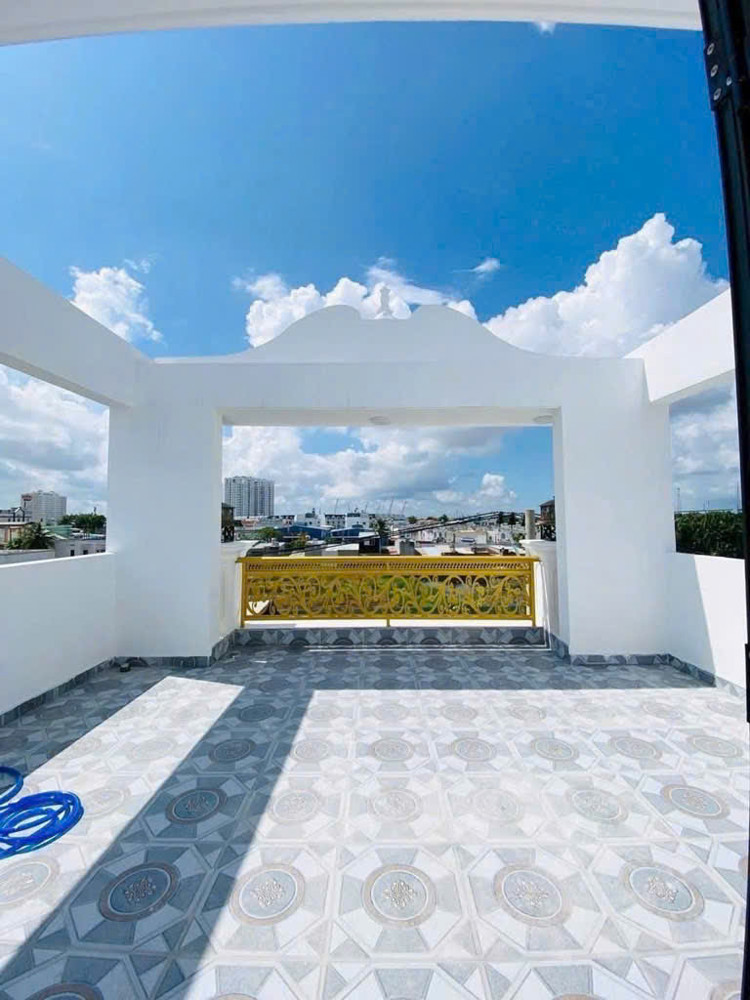 SIÊU PHẨM MẶT TIỀN HẺM ĐƯỜNG HUỲNH TẤN PHÁT - NHÀ BÈ - Ô TÔ NGỦ TRONG NHÀ - GIÁ 9x TỶ