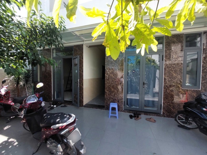 Bán nhà trong ngõ đường Số 13, Linh Chiểu, Thủ Đức. DT 151m2, 6PN, SH, giá 8.6 tỷ