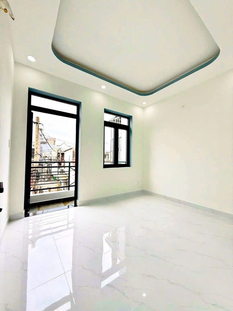 NHÀ 2 TẦNG ĐÚC MỚI TINH 34M2 HẺM XE HƠI GẦN CHỢ THIẾC. LÊ VĂN KHƯƠNG, PHƯỜNG HIỆP THÀNH, QUẬN 12