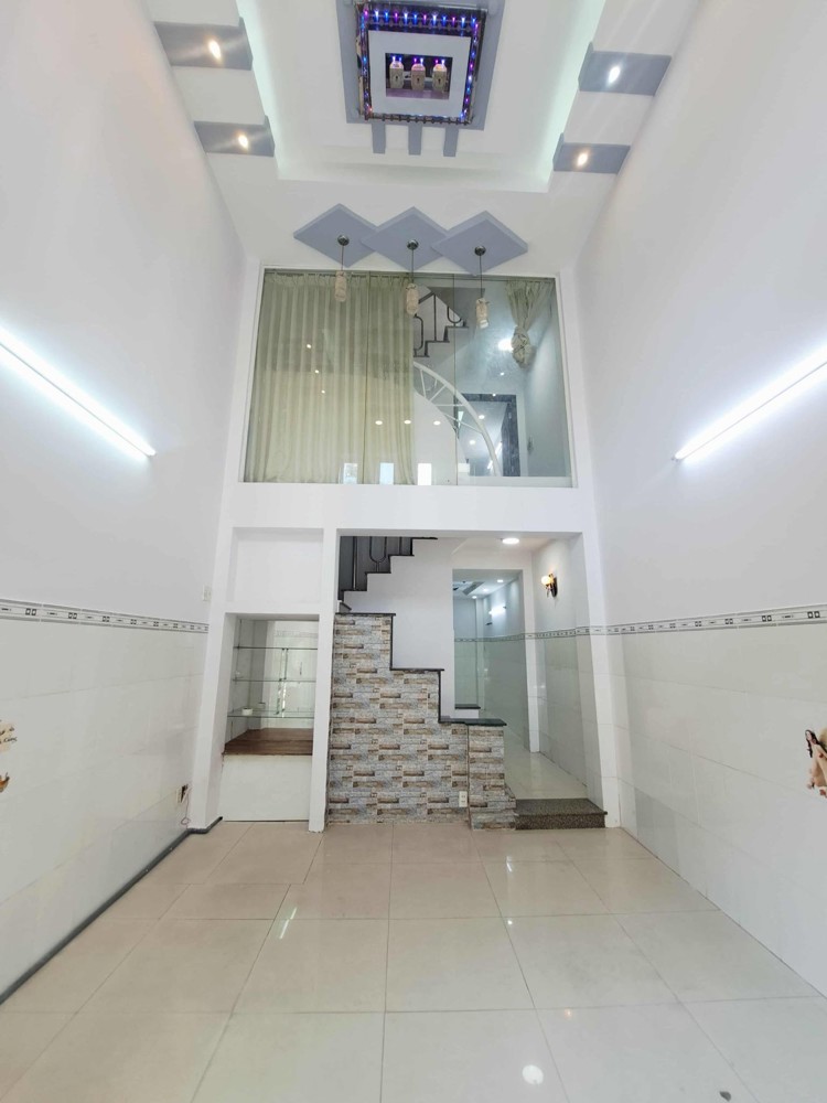 NHÀ 4 TẦNG BTCT GẦN AEON TÂN PHÚ 39M² HXH 6M THÔNG. PHƯỜNG  BHH, BÌNH TÂN