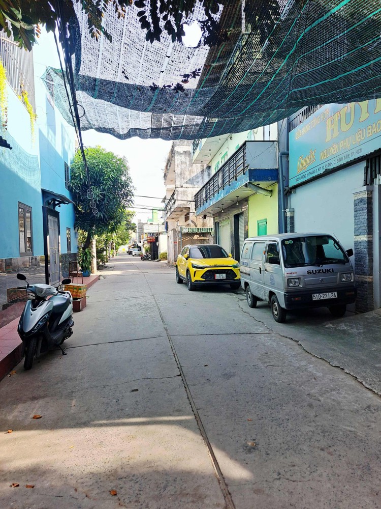 NHÀ 4 TẦNG BTCT GẦN AEON TÂN PHÚ 39M² HXH 6M THÔNG. PHƯỜNG  BHH, BÌNH TÂN