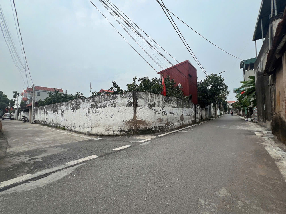 BÁN 42.1M ĐẤT ĐAN PHƯỢNG - OTO VÀO ĐẤT - GẦN ĐƯỜNG TÂY THĂNG LONG - CHỈ 3.1 TỶ