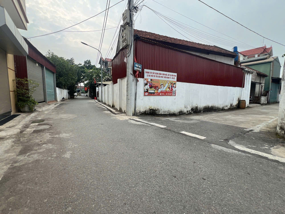 BÁN 42.1M ĐẤT ĐAN PHƯỢNG - OTO VÀO ĐẤT - GẦN ĐƯỜNG TÂY THĂNG LONG - CHỈ 3.1 TỶ