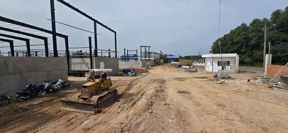 CHO THUÊ NHÀ XƯỞNG 2.850m² TẠI TÂN UYÊN  BÌNH DƯƠNG 

(PCCC TỰ ĐỘNG ĐIỆN 400kVA VP 250m² ĐƯỜNG CONT